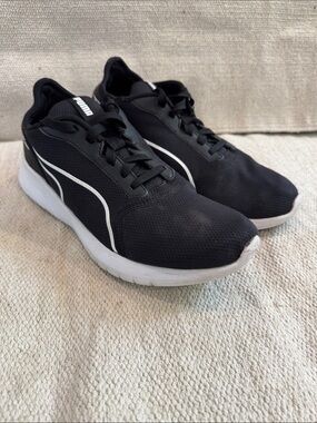 Puma wm’s size 9 sneakers / walking shoes / Athletic Running Shoes